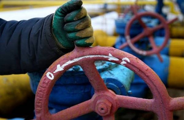 <br />
Польша будет продавать Украине газ из США<br />
