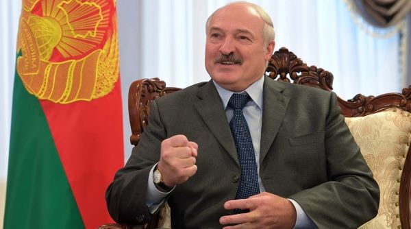 Лукашенко решил венуться к вопросу компенсаций за налоговый маневр