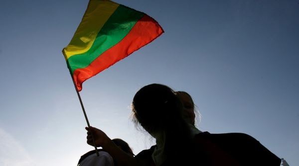 Литва впервые закупит крупную партию СПГ у России