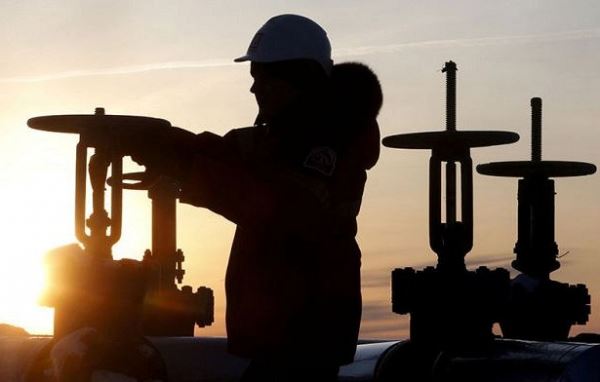 <br />
США готовы использовать резервную нефть для стабилизации рынка<br />
